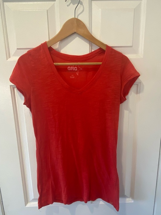 Garage Tops - Garage Red V-Neck Short Sleeve Tee